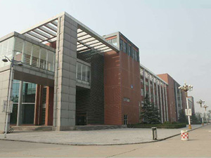 政法学院